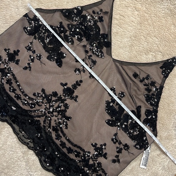 SEEK The Label “Lacey” Sequin Top - Picture 4 of 4